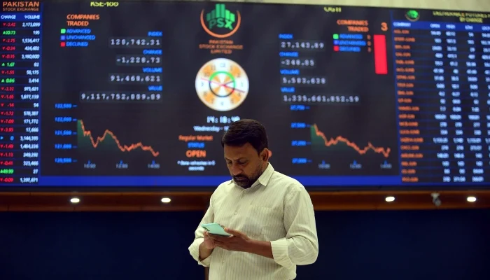 Ceasefire, falling oil prices fuel sharp recovery at PSX